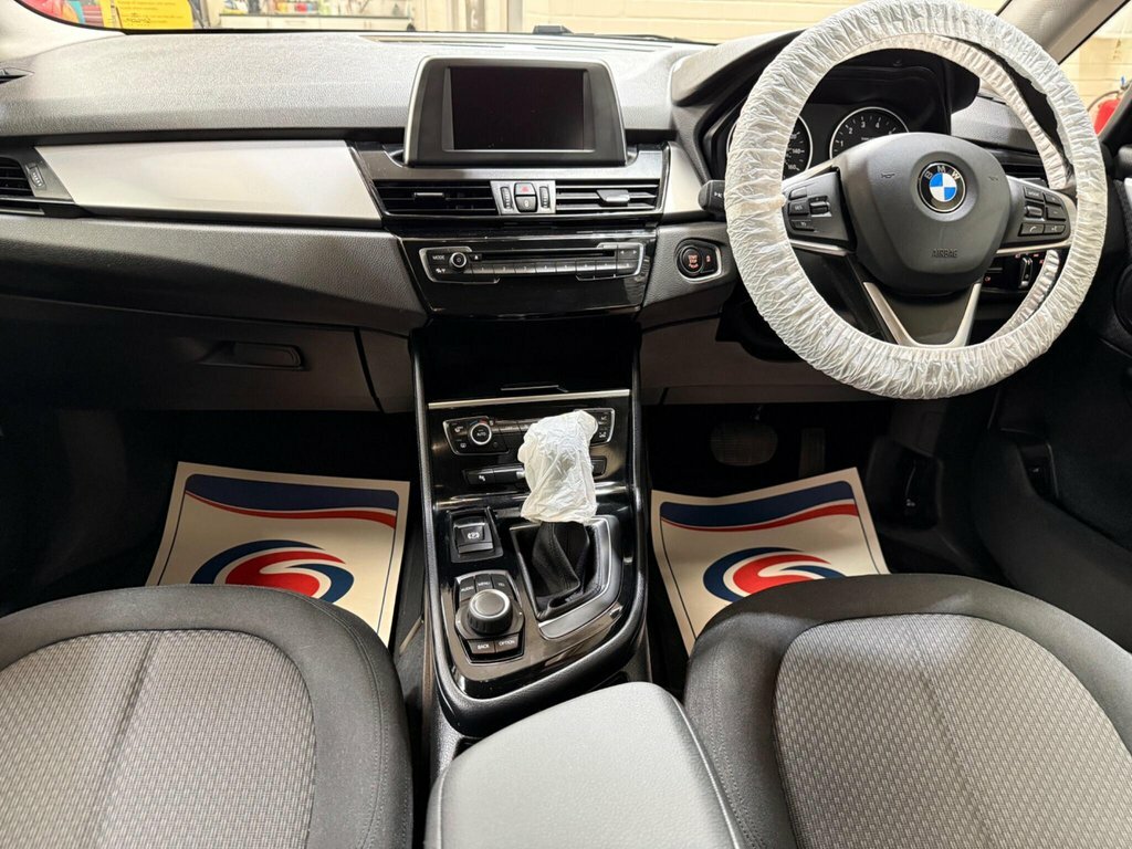 BMW 2 Series Active Tourer Mpv 2014 Bmw 2 Series Active Tourer 2.0 218D Se Di Black #2