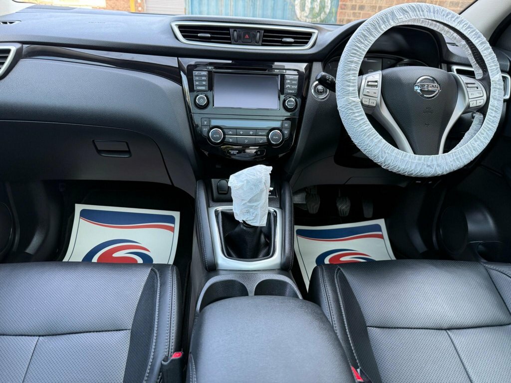 Nissan Qashqai 1.2L Tekna Grey #2