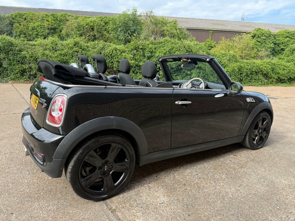 Mini Convertible 2L Cooper Sd Black #4