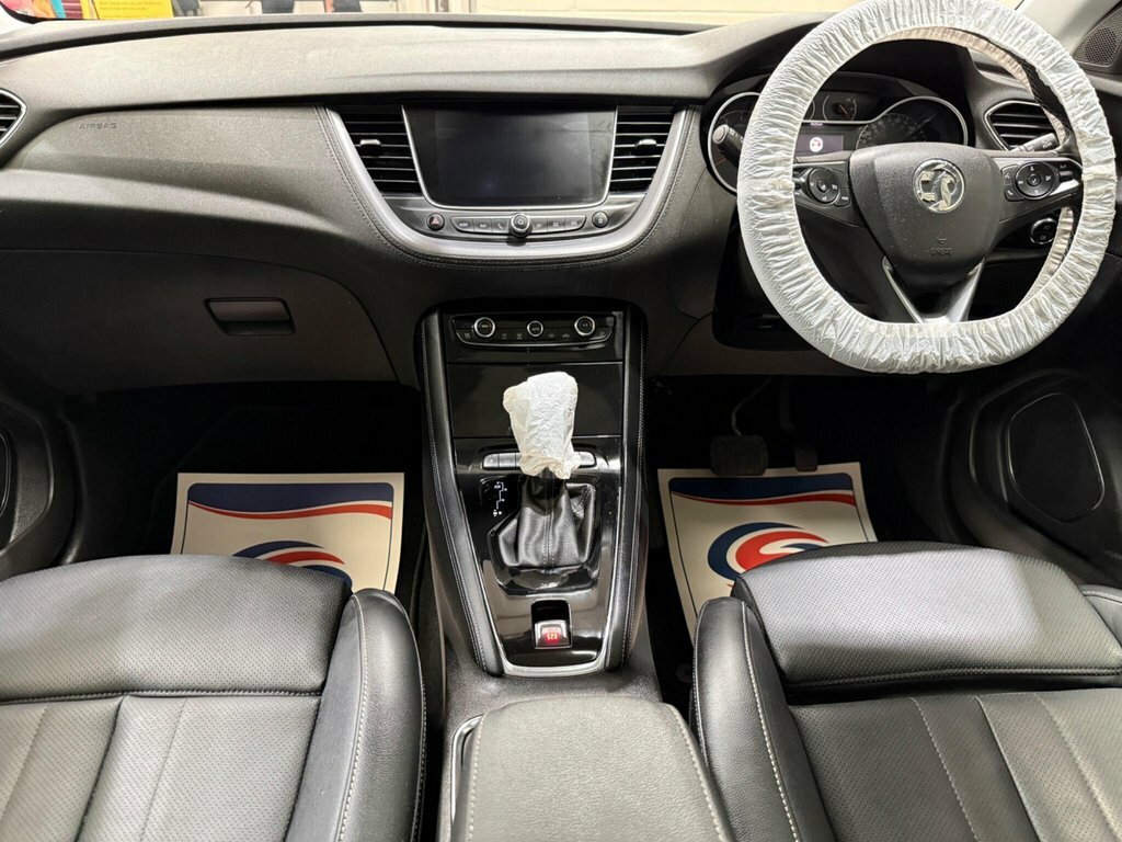 Vauxhall Grandland X 1.2L Elite Nav DG20UOC Red #2