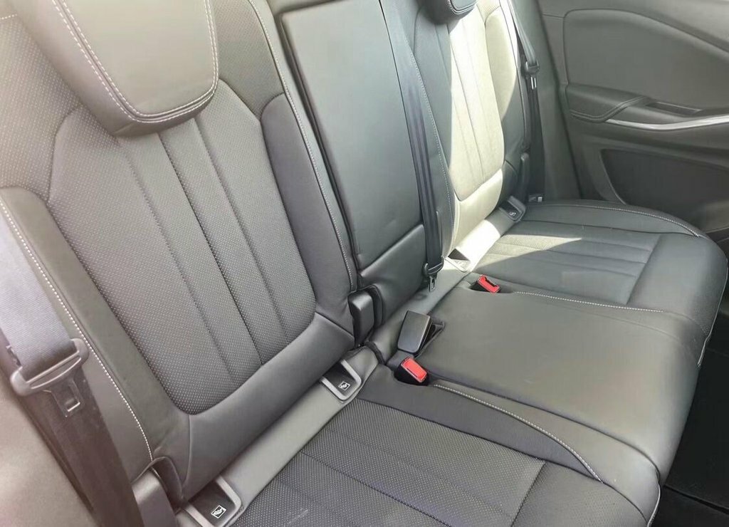 Vauxhall Grandland X 1.2L Elite Nav Red #4