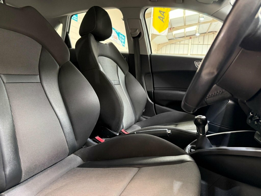 Audi A1 1.4L Sport White #5
