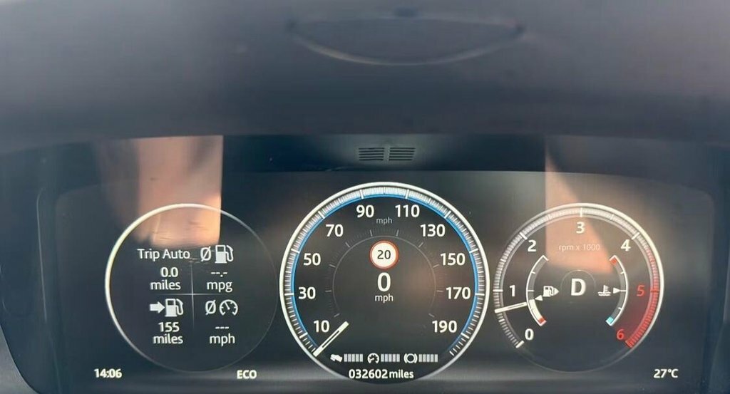 Jaguar XF 3L S Black #2