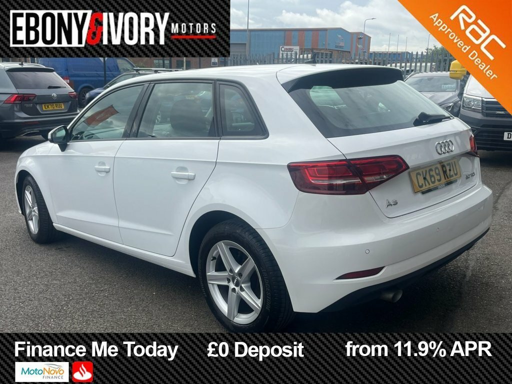 Audi A3 1.6L Se Technik CK69RZU White #3