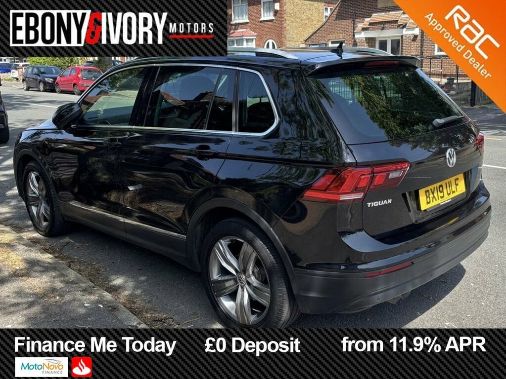 Volkswagen Tiguan 2L Match BX19ULF Black #2
