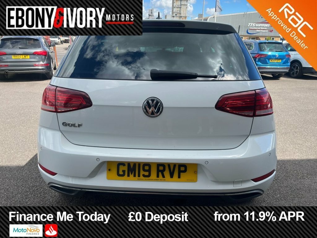 Volkswagen Golf 1.6L Match GM19RVP White #4