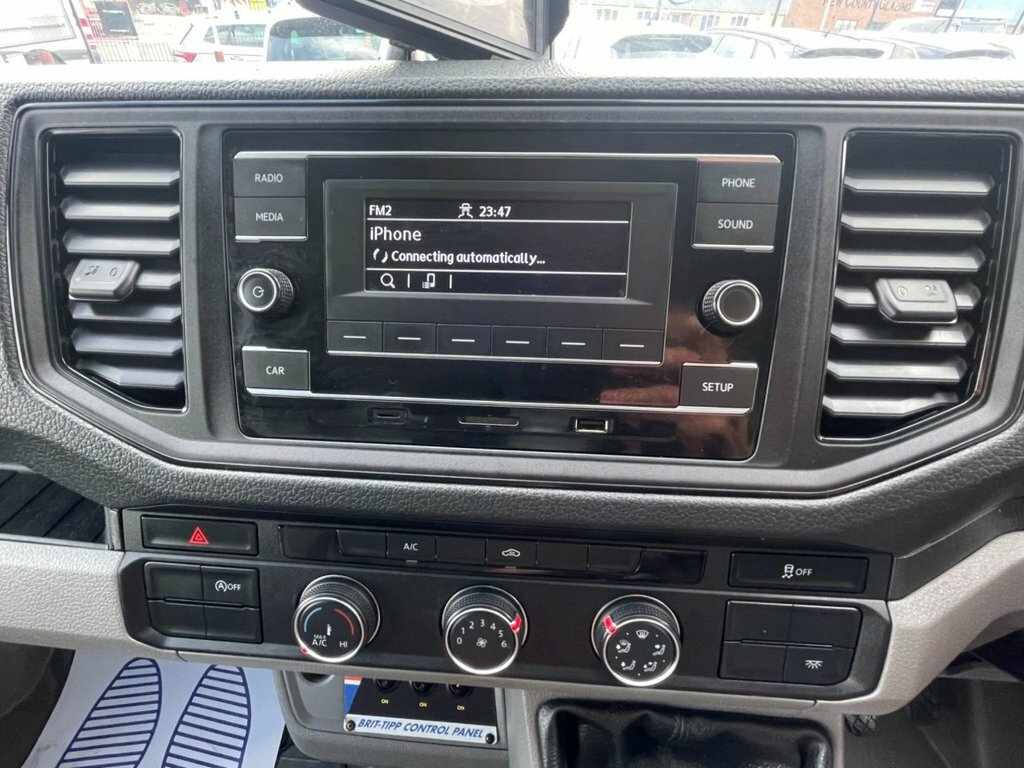 Volkswagen Crafter 2L Startline White #6