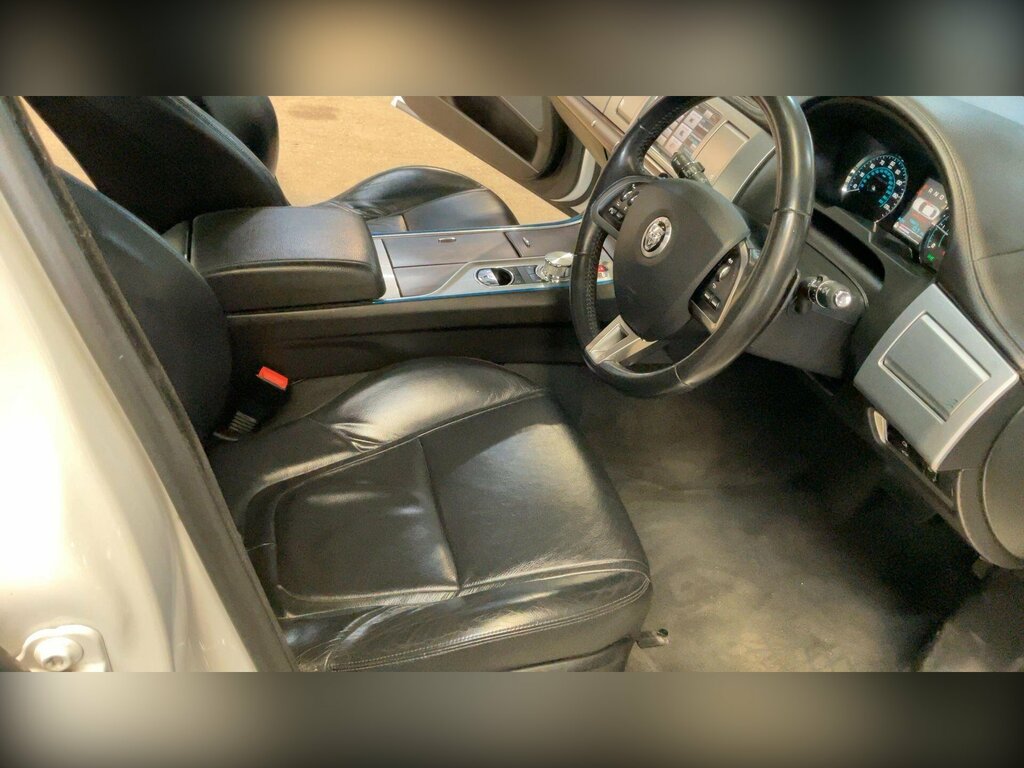 Jaguar XF 2.2D Sport Euro 5 Ss Silver #2