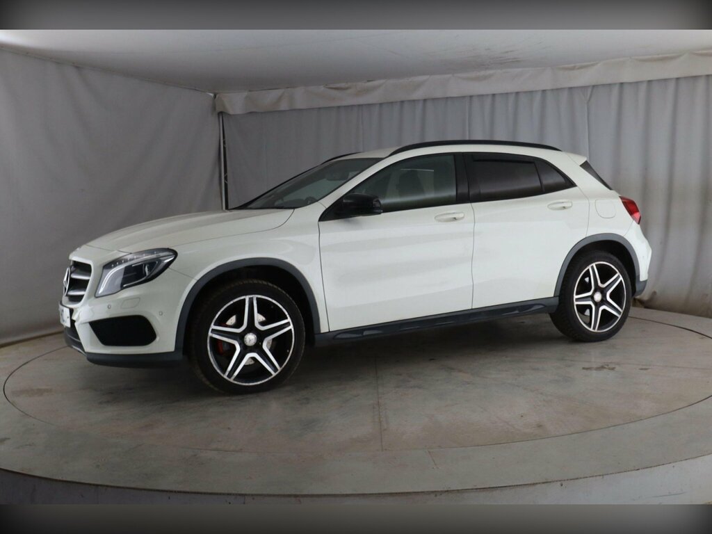 Mercedes-Benz GLA Class 2.1 Gla220 Cdi Amg Line 7G-dct 4Matic Euro 6 Ss White #2