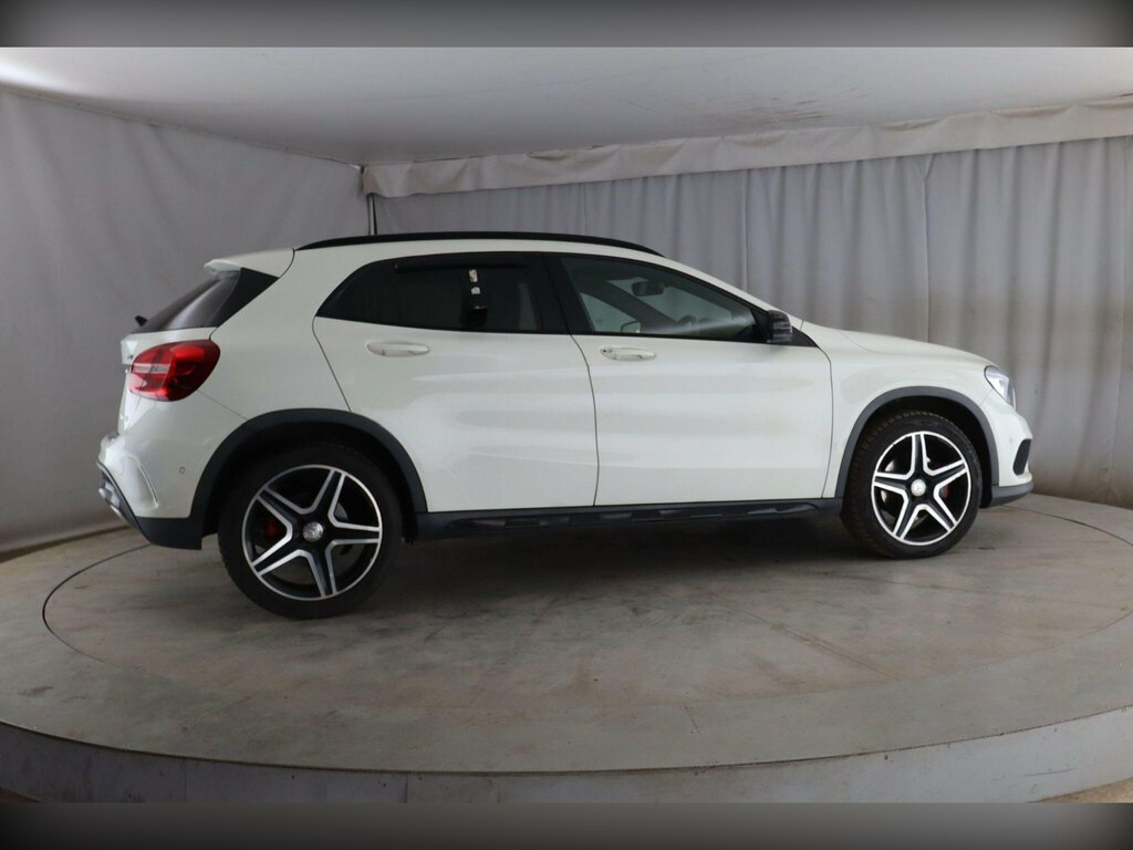 Mercedes-Benz GLA Class 2.1 Gla220 Cdi Amg Line 7G-dct 4Matic Euro 6 Ss White #3