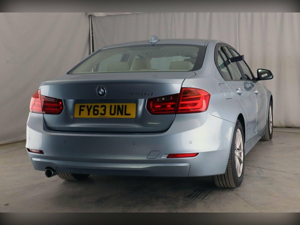 BMW 3 Series 2.0 320D Ed Efficientdynamics Business Euro 5 FY63UNL Blue #4