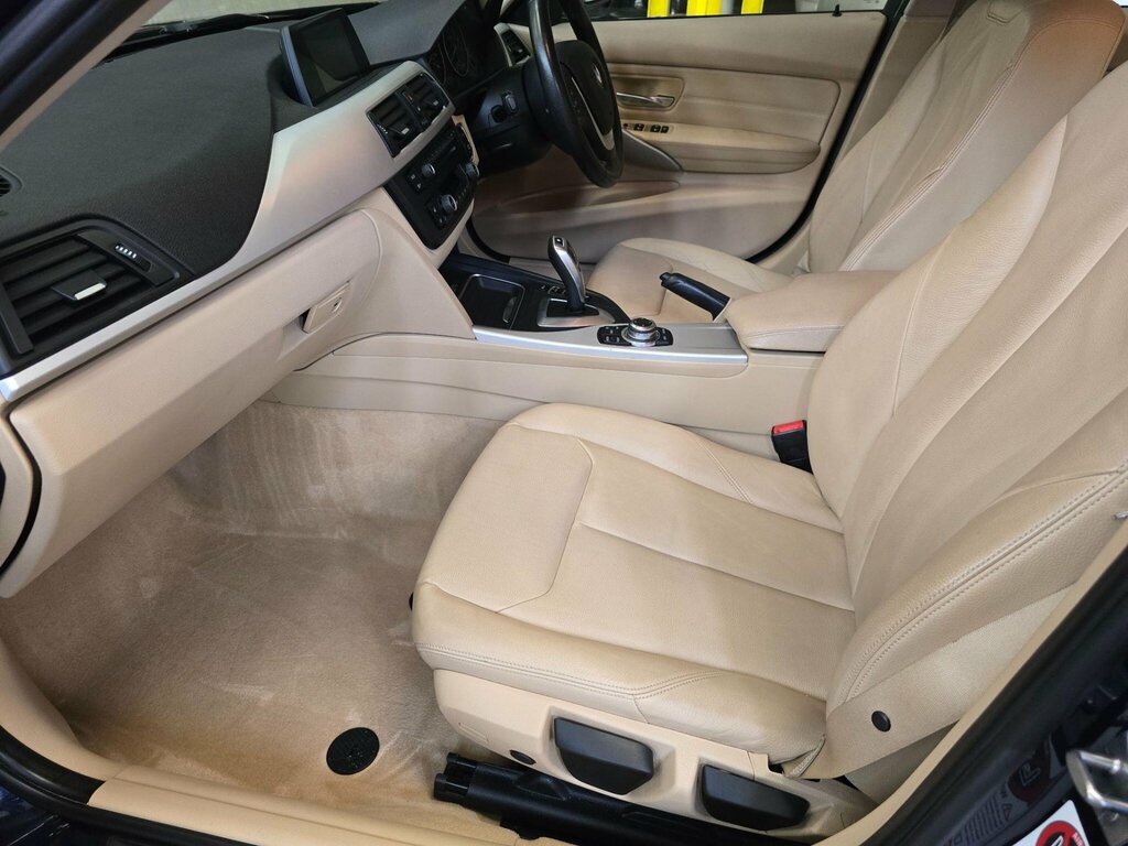 BMW 3 Series 328I Luxury T Blue #30