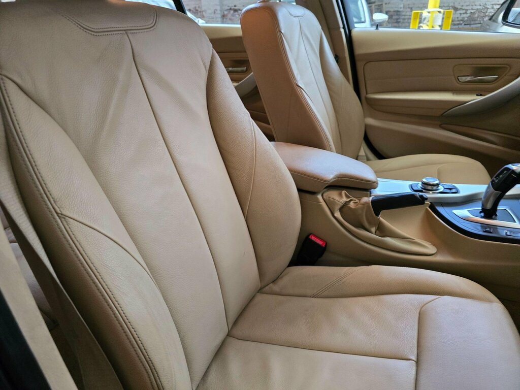 BMW 3 Series 328I Luxury T Blue #38