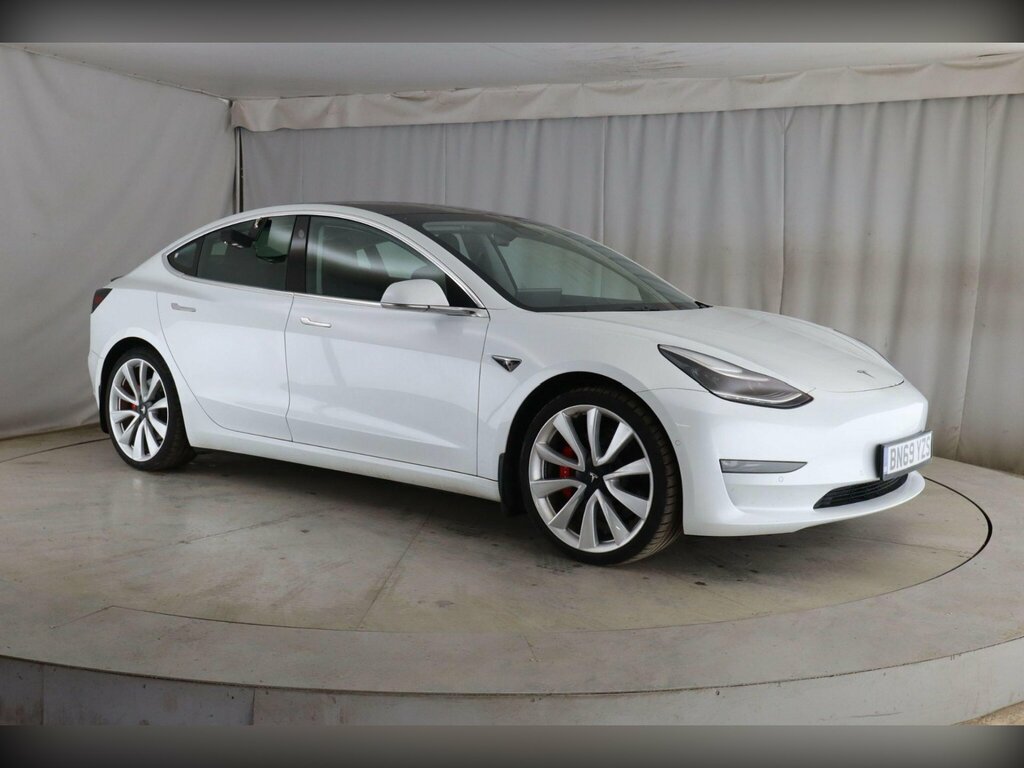 Tesla Model 3 Dual Motor Performance 4Wde Performanc White