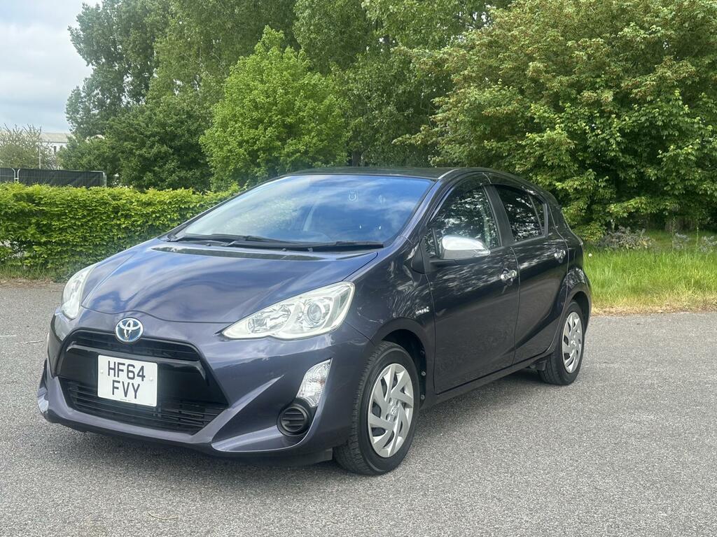 Toyota Aqua 1.5 2015 Toyota Aqua 1.5 Gs Sport Edition Black #3