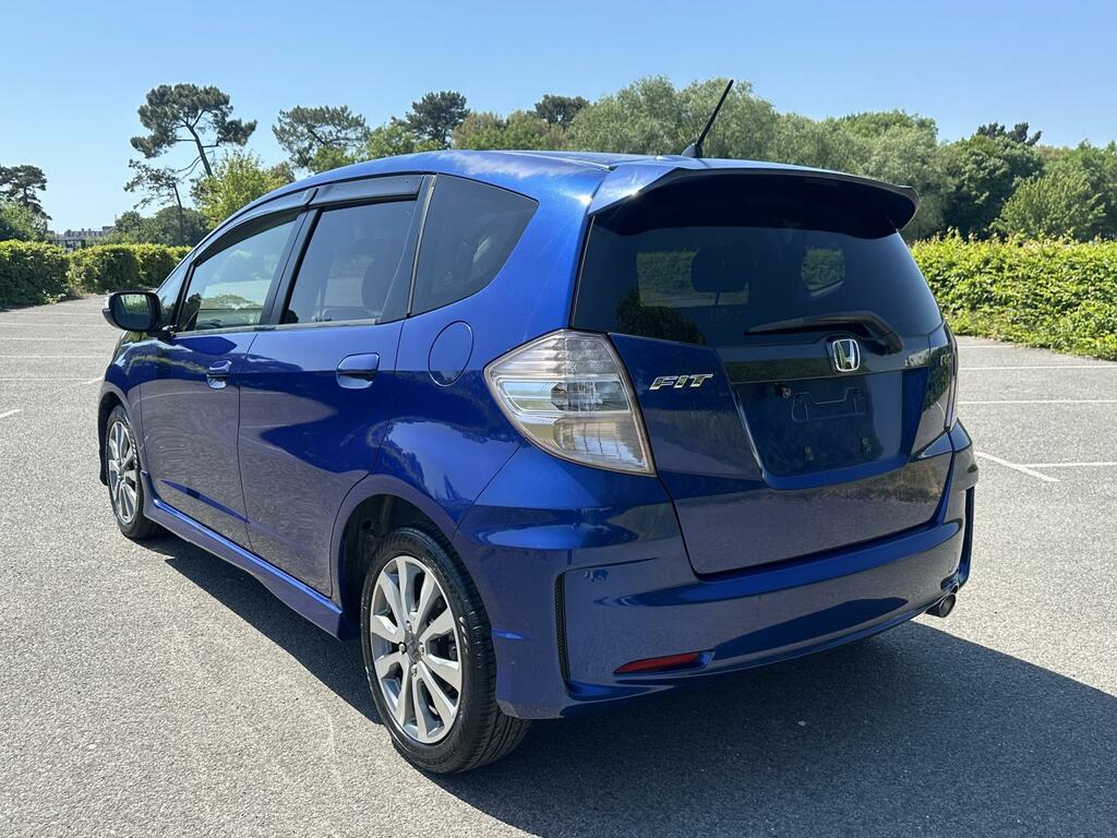 Honda Jazz 2013 Honda Jazz Fit 1.5 Rs Hatchb Blue #5