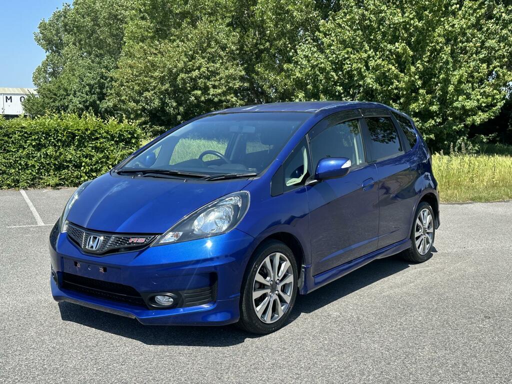 Honda Jazz 2013 Honda Jazz Fit 1.5 Rs Hatchb Blue #3