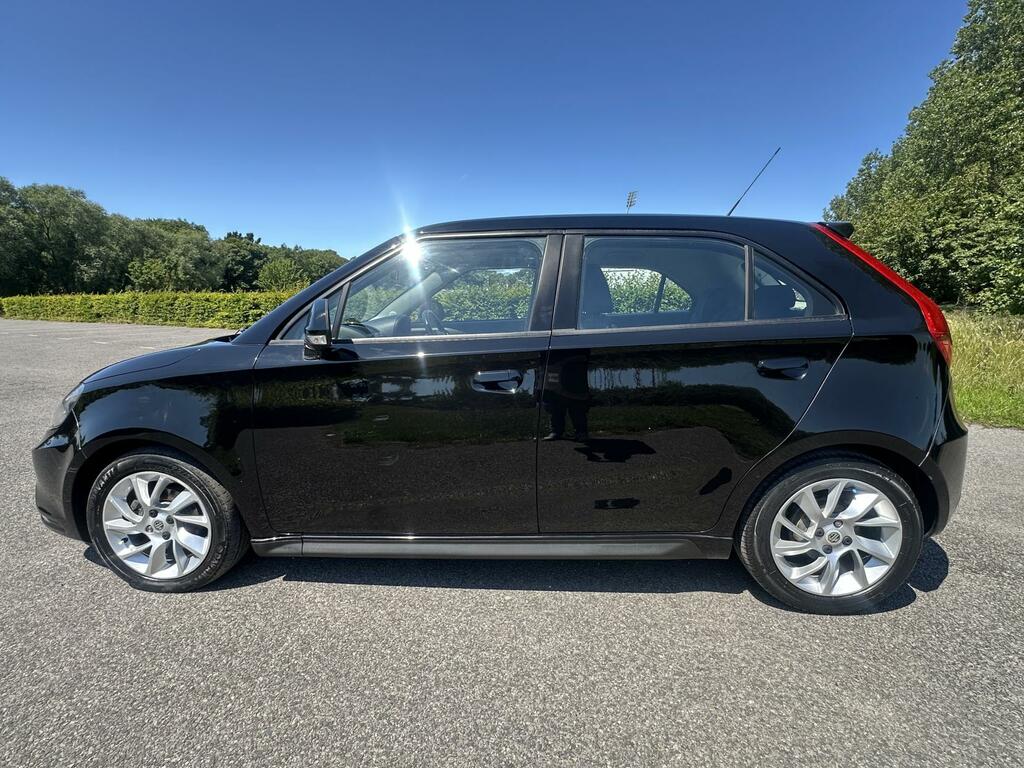 MG MG3 3Form Sport Black #4