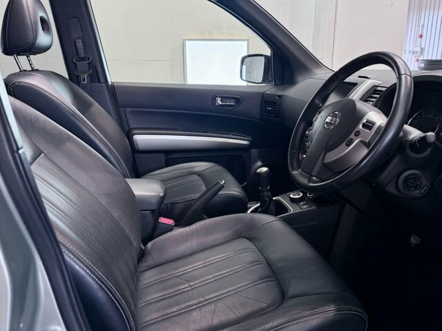 Nissan X-Trail 2.0 Dci Acenta Red #10