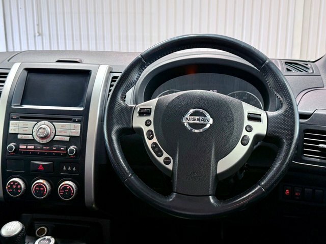 Nissan X-Trail 2.0 Dci Acenta Red #9