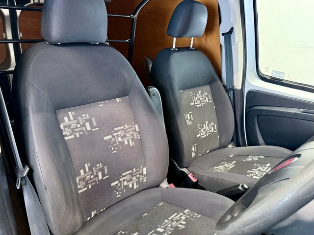 Fiat Fiorino 1.3 16V Multijet Sx Van White #12