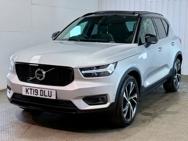 Volvo XC40 2019 2.0 D3 R-design Suv Awd Euro KT19DLU Silver #3