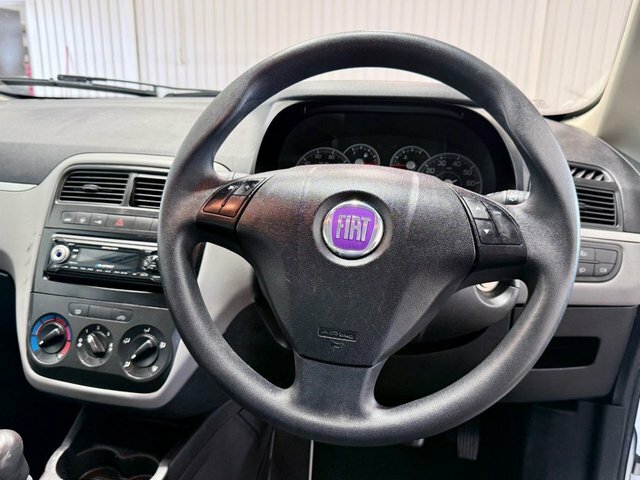 Fiat Grande Punto 1.4L Active Black #9
