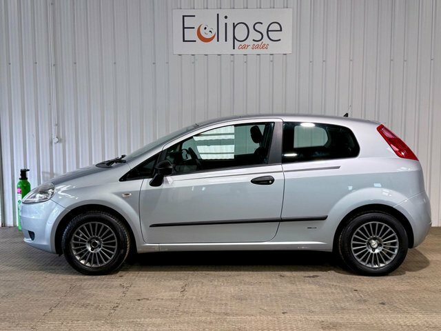 Fiat Grande Punto 1.4L Active Black #8