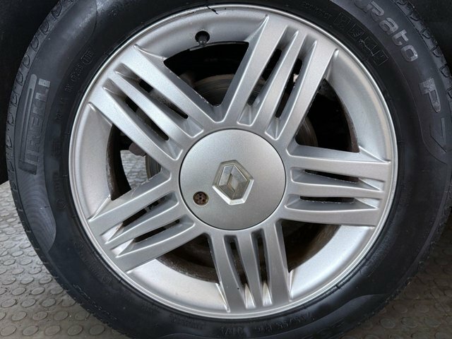 Renault Scenic 1.6 Vvt Dynamique Silver #17