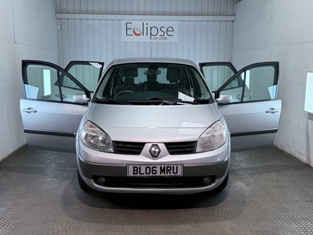 Renault Scenic 1.6 Vvt Dynamique Silver #7