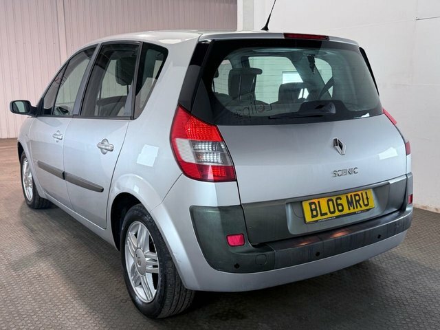 Renault Scenic 2006 1.6 Vvt Privilege Mpv 1 Silver #4