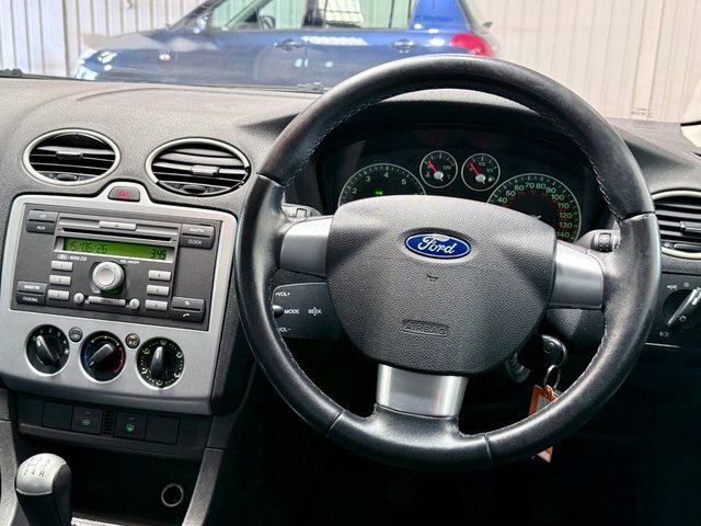 Ford Focus Hatchback 2.5 Siv St-500 200757 Black #9
