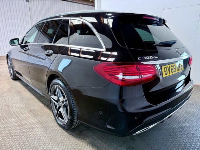 Mercedes-Benz C Class 2019 2.0 C300de 13.5Kwh Amg Line Edition Estate Black #4