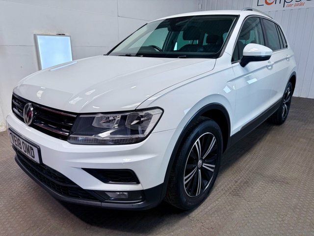 Volkswagen Tiguan 2018 1.4 Tsi Se Navigation Suv Dsg 4Mot White #3