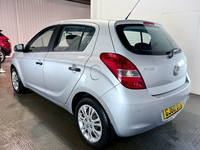 Hyundai I20 2010 1.2 Classic Hatchback Euro Silver #4