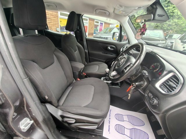 Jeep Renegade 1.4 Limited 138 Bhp Black #11