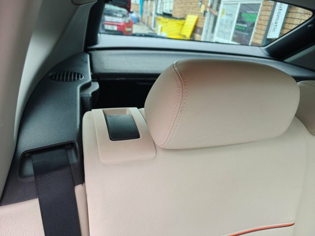 BMW X1 Xdrive 18D M Sport White #34