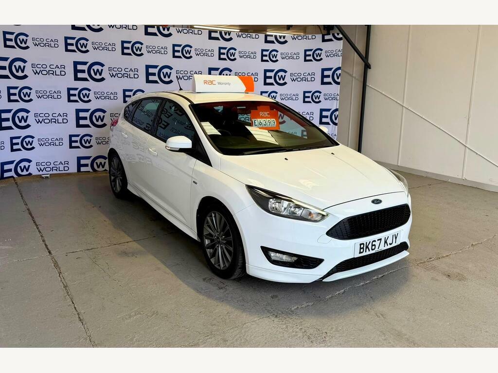 Ford Focus 1.0T Ecoboost St-line Euro 6 S S White