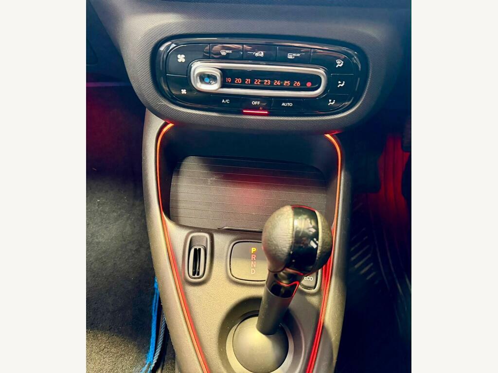 Smart Forfour Eq Forfour Pulse Premium Black #11