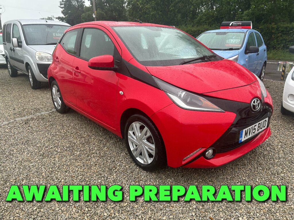 Toyota Aygo 1.0 Vvt-i X-pression Hatchback E Red