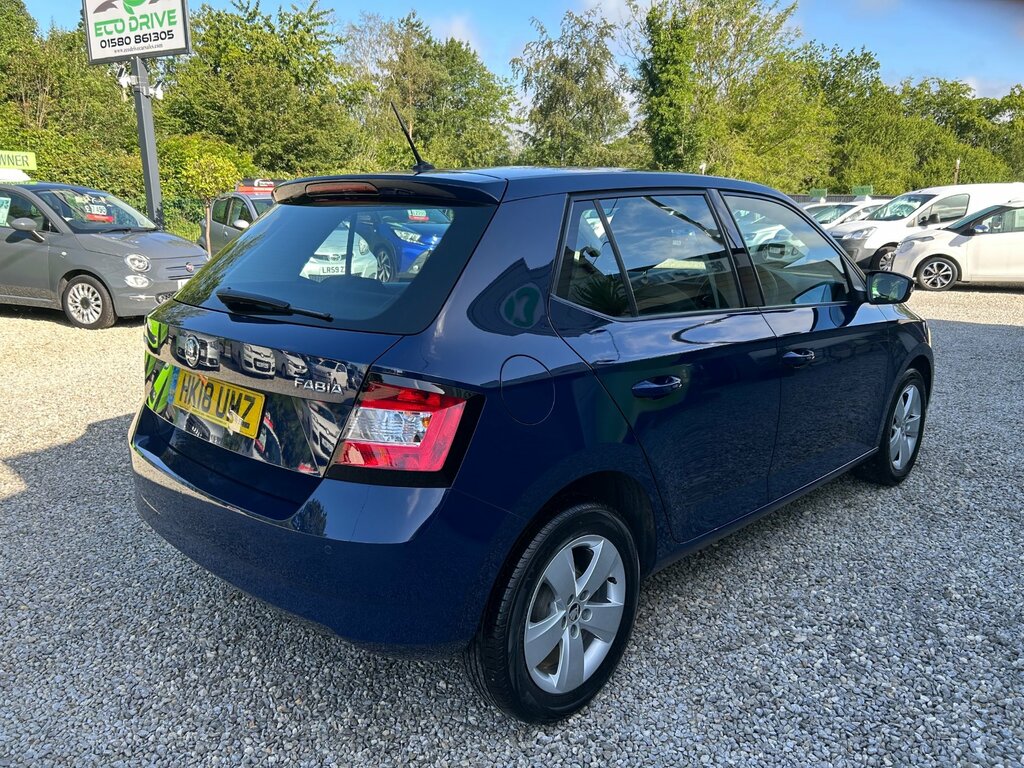 Skoda Fabia 1.0 Se Hatchback Euro 6 Ss 7 Blue