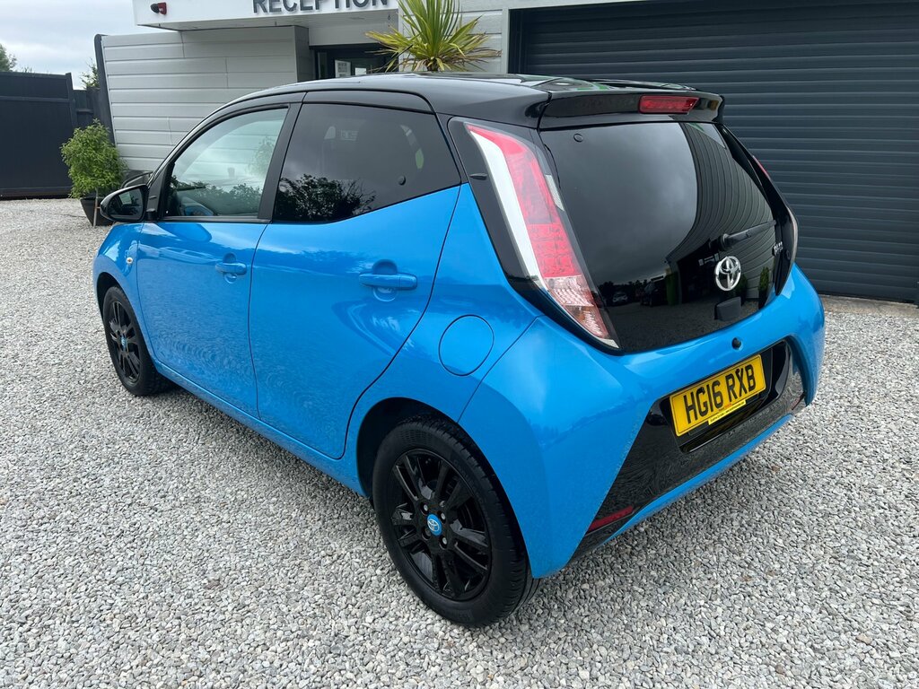 Toyota Aygo 1.0 Vvt-i X-cite Hatchback Euro Blue #2