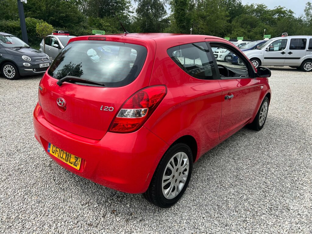 Hyundai I20 1.2 Classic Hatchback Euro 4 77 Red #2