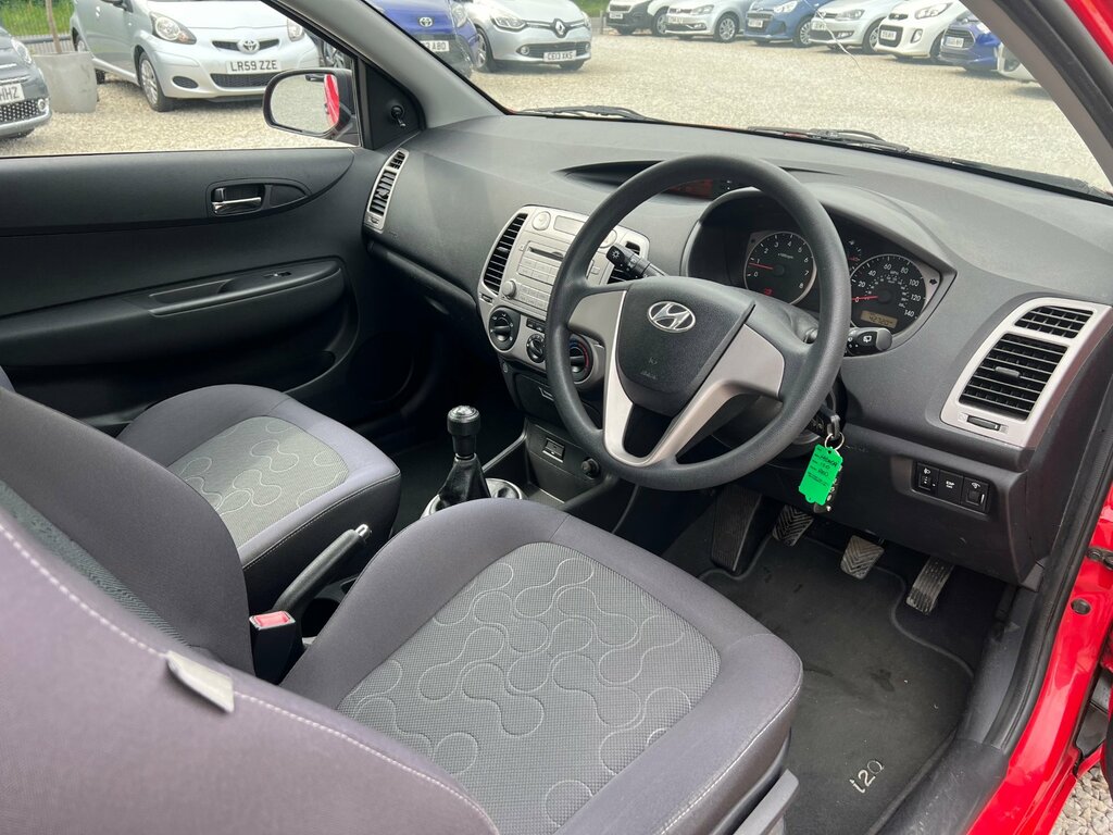 Hyundai I20 Hatchback Red #7