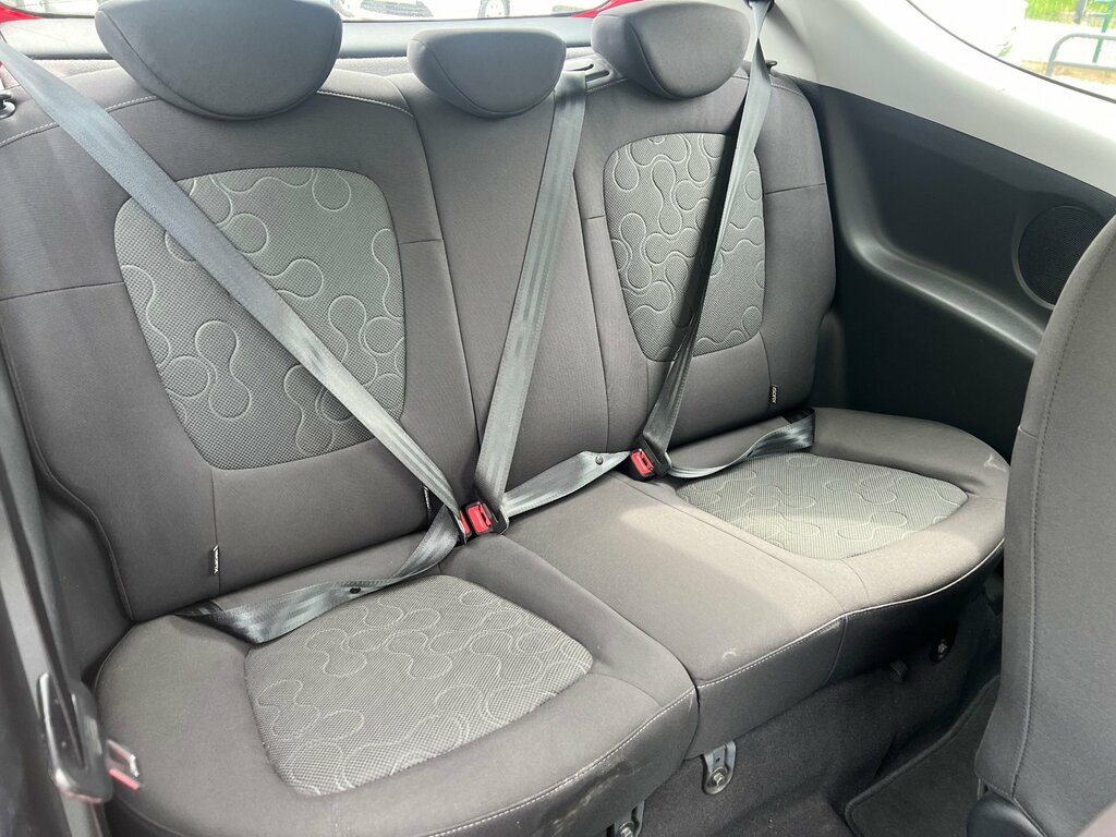 Hyundai I20 Hatchback Red #9