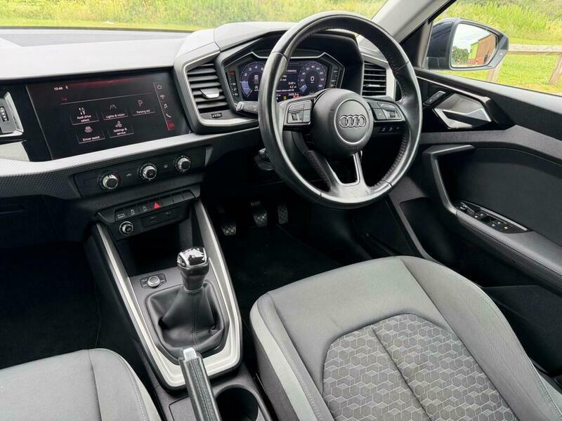 Audi A1 1.0 Tfsi 30 Sport FL19DPZ Blue #4