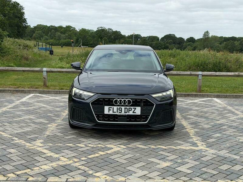 Audi A1 1.0 Tfsi 30 Sport FL19DPZ Blue #2