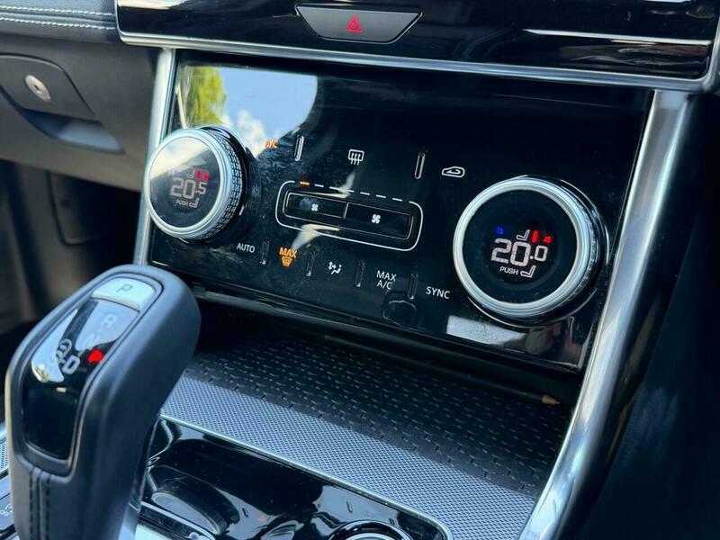 Jaguar XE Xe Se D Grey #17