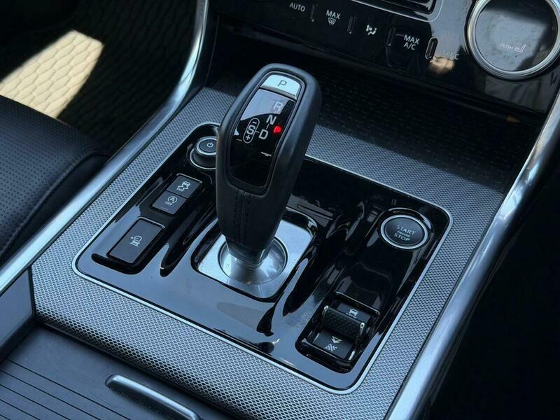 Jaguar XE Xe Se D Grey #13