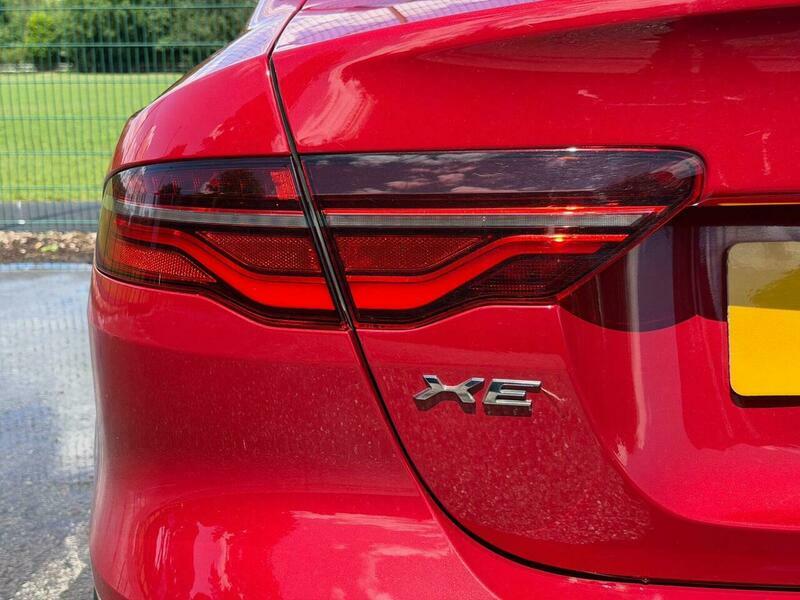 Jaguar XE Xe Se D Grey #53